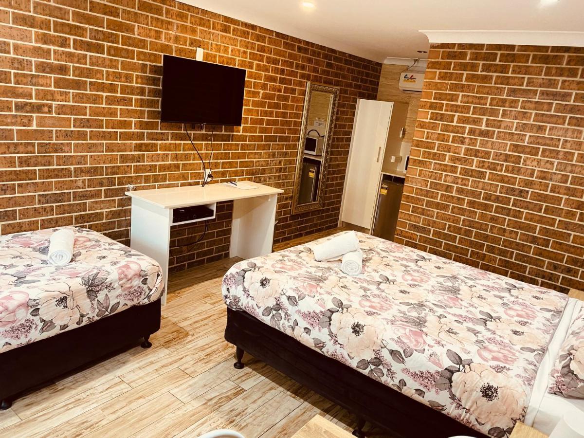 Buccaneer Motel Зе-Энтранс Экстерьер фото