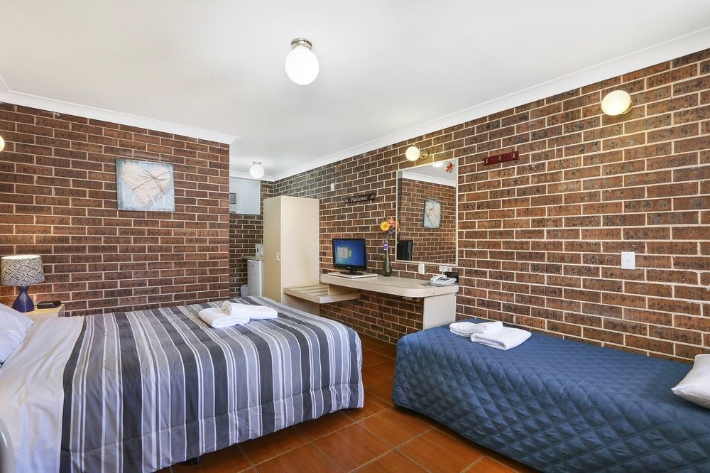 Buccaneer Motel Зе-Энтранс Экстерьер фото